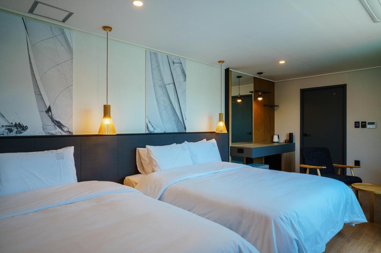 Hotel Pico Tongyeong Ngoại thất bức ảnh