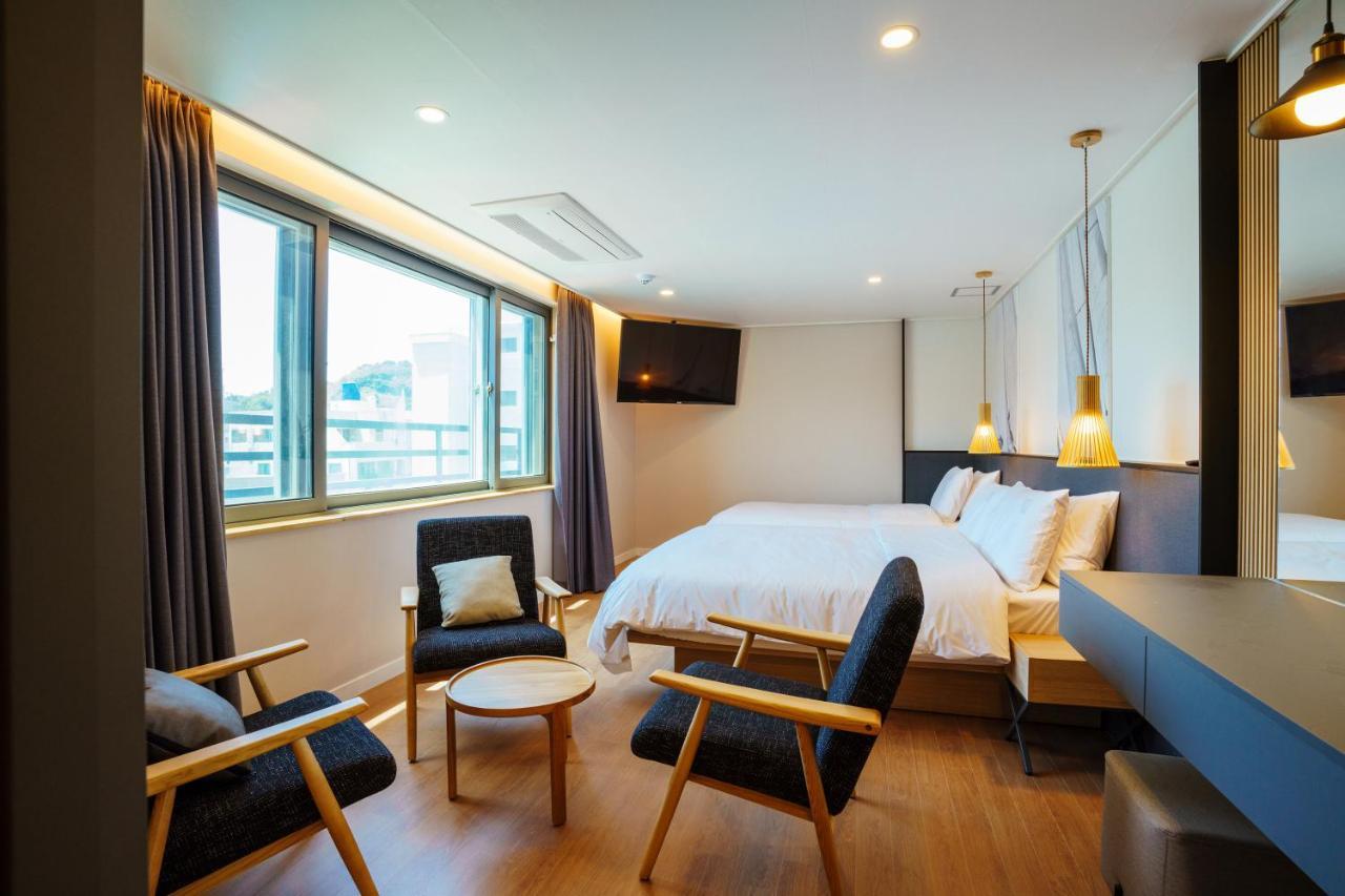 Hotel Pico Tongyeong Ngoại thất bức ảnh